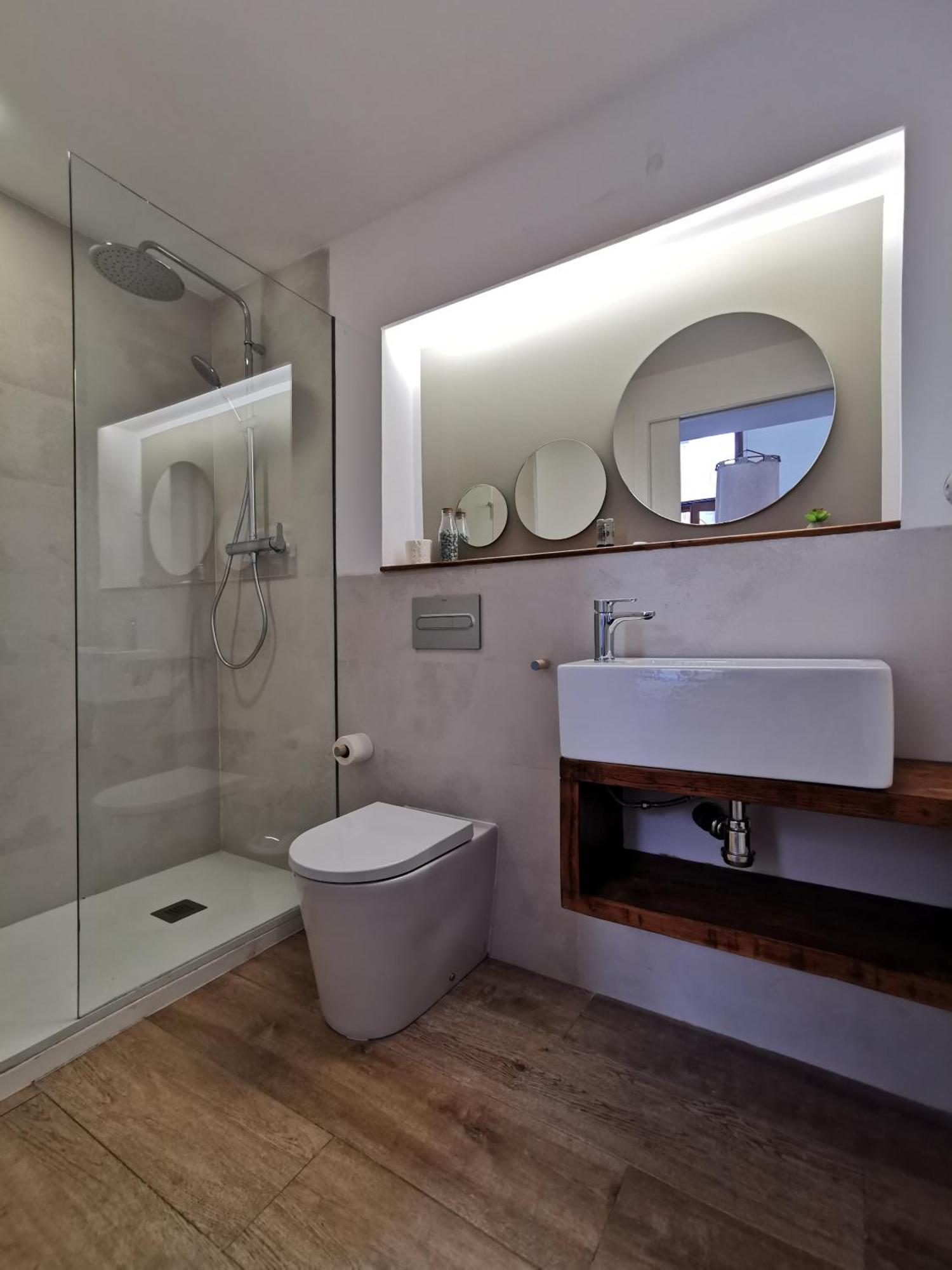 Classbedroom Port Ramblas Barcelona Bilik gambar